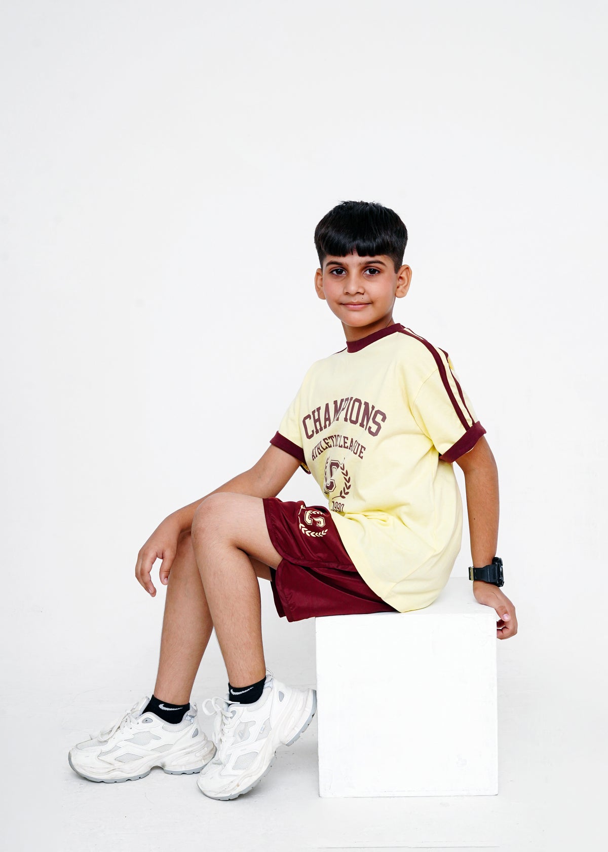 CONTRAST TEE AND SHORTS PAIR