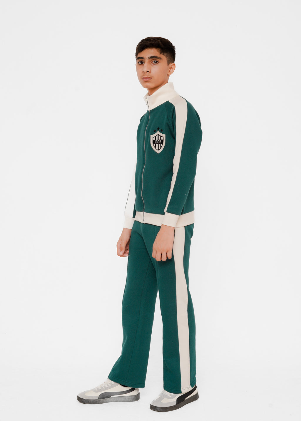 CONTRAST PANNEL UPPER WITH TROUSER