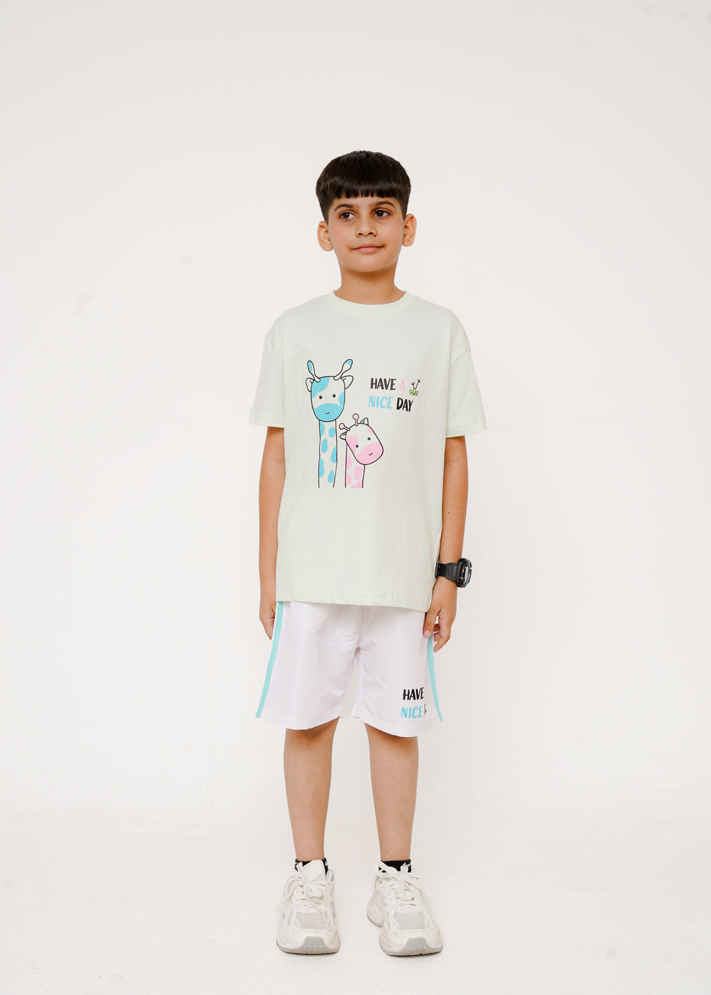 PRINTED TEE AND SHORTS