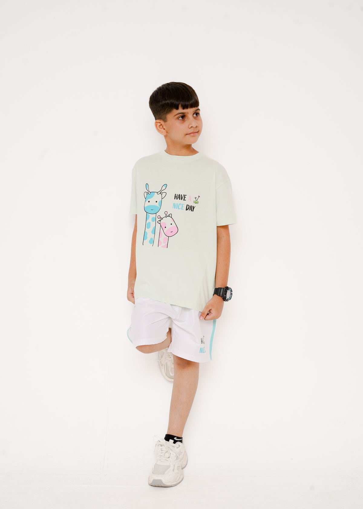 PRINTED TEE AND SHORTS
