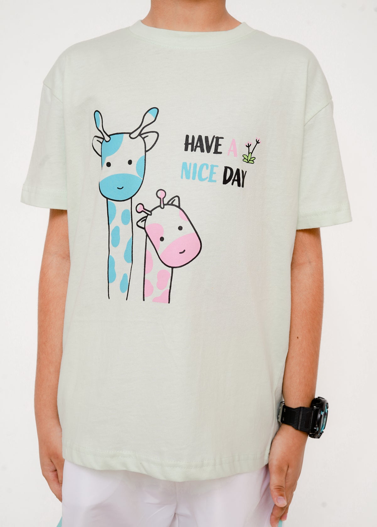PRINTED TEE AND SHORTS