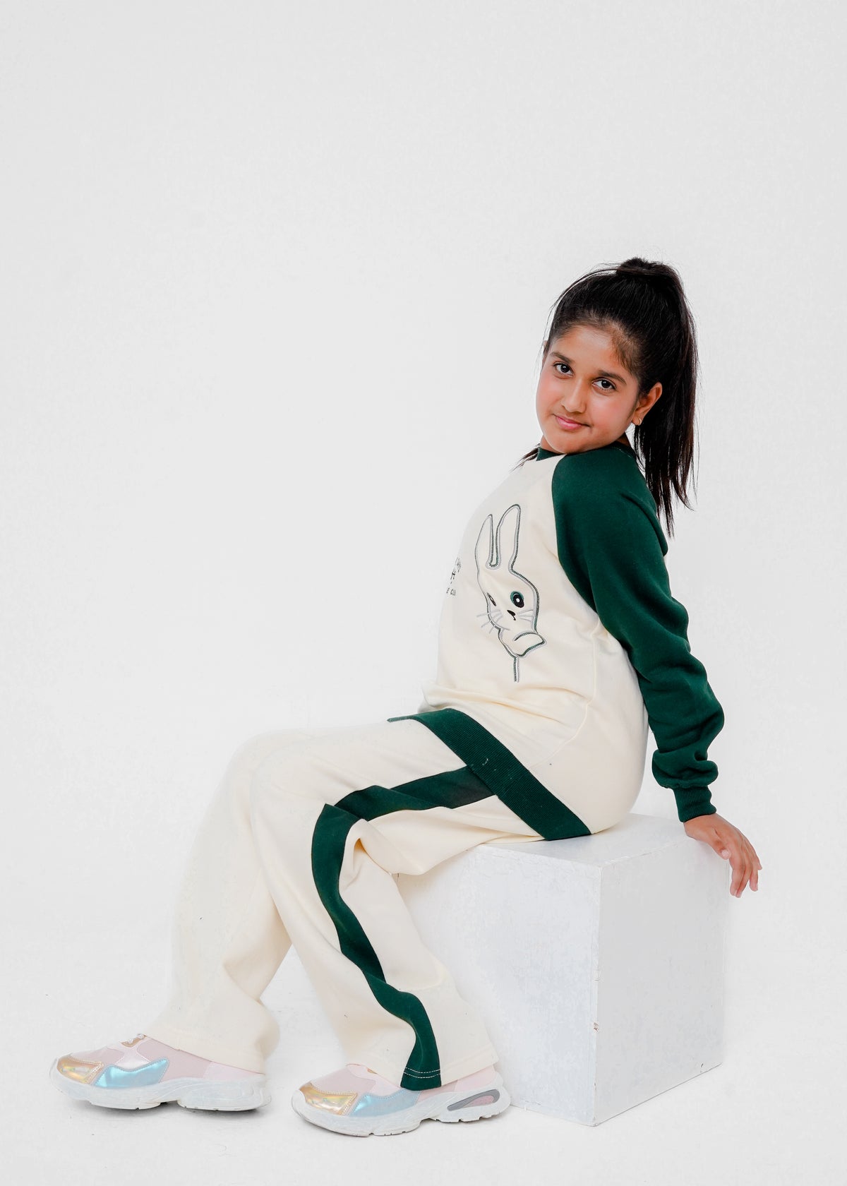 CONTRAST PANNELLED KIDS SUIT