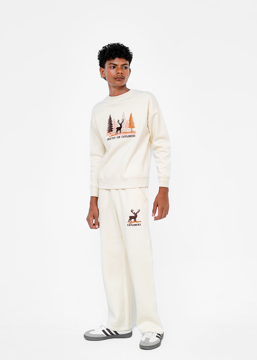 EMB SWEAT SUIT